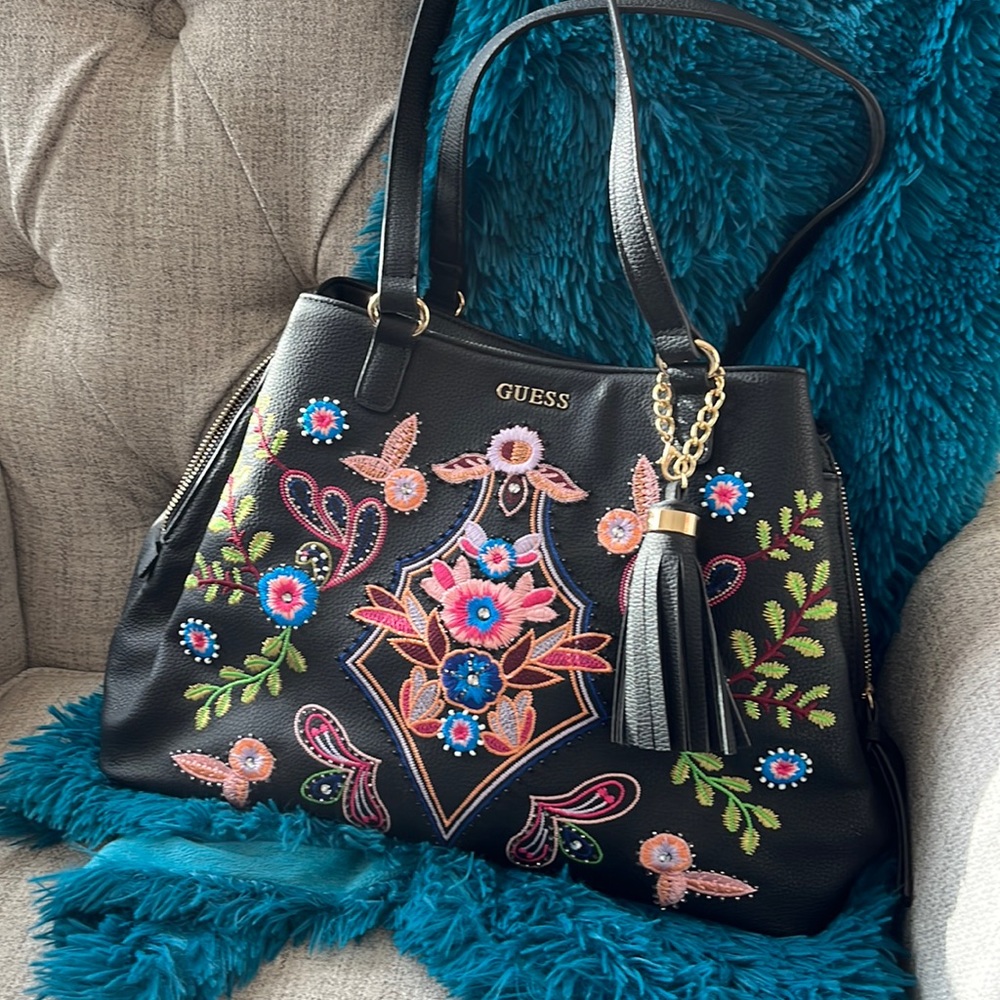 Guess bag